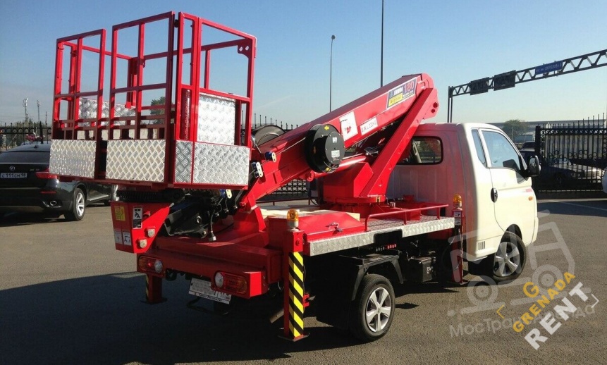 Аренда японской автовышки - 10 метров thumbnail 1