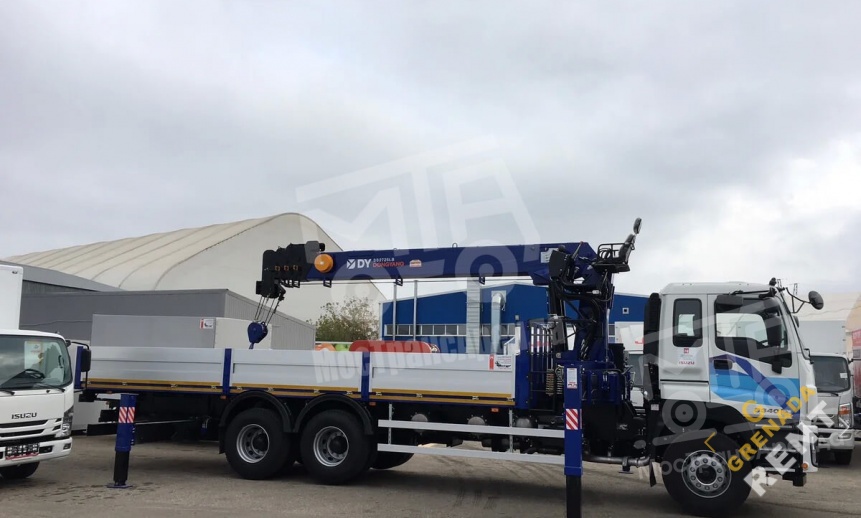 Аренда манипулятора ISUZU CYZ52T-514 с грузоподъемностью стрелы 12 тонн и грузоподъемностью борта 20 тонн thumbnail 1