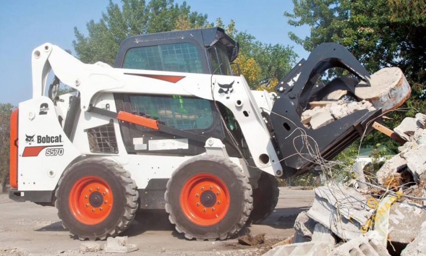 Аренда мини-погрузчика Bobcat S570 thumbnail 0