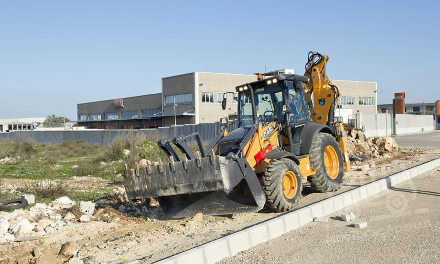 Аренда экскаватора-погрузчика Case 590ST thumbnail 2