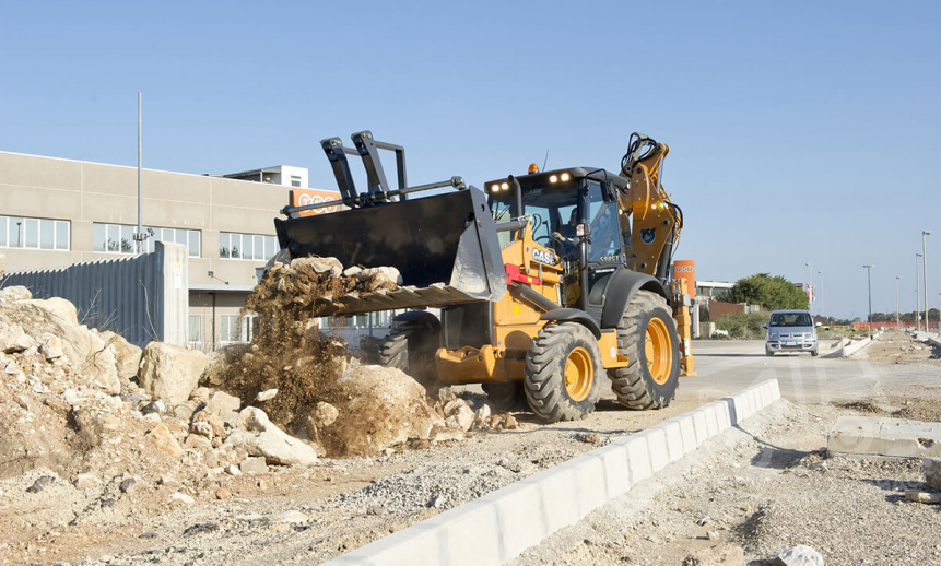 Аренда экскаватора-погрузчика Case 590ST thumbnail 3