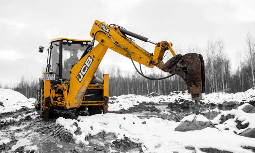 Экскаватор-погрузчик без водителя и топлива (холодная аренда) thumbnail 3