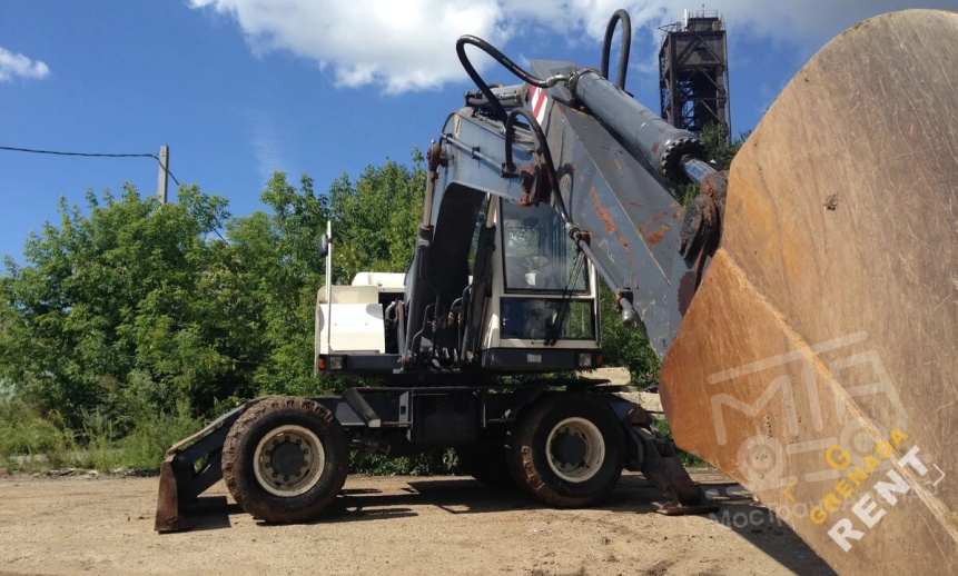 Аренда колесного экскаватора Tvex 140W thumbnail 3