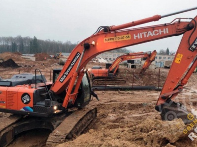 Аренда гусеничного экскаватора Hitachi ZX300LC