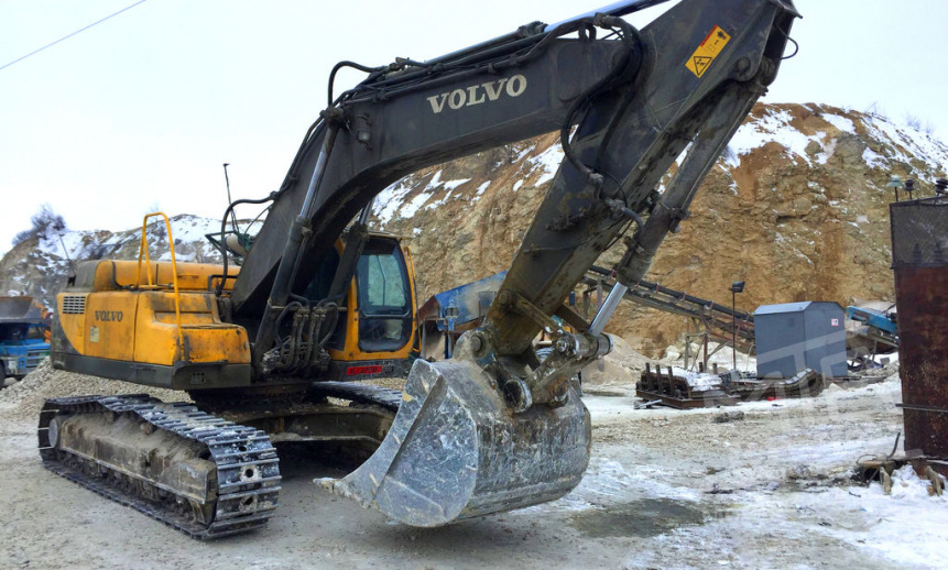 Аренда гусеничного экскаватора Volvo EC290 thumbnail 1