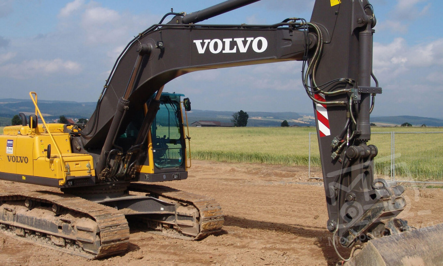 Аренда гусеничного экскаватора Volvo EC290 thumbnail 2