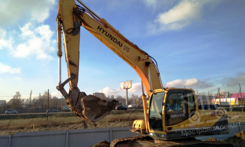 Аренда гусеничного экскаватора Hyundai R220LC 9S thumbnail 0