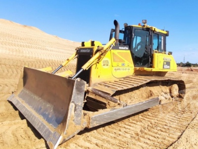 Аренда бульдозера Komatsu D65PX-16 болотоход