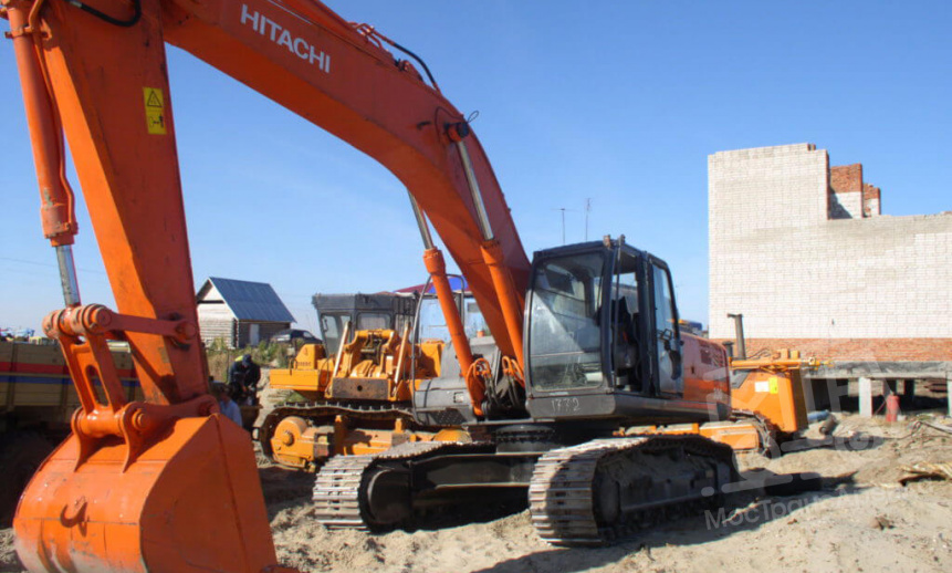 Аренда гусеничного экскаватора Hitachi ZX330LC thumbnail 1
