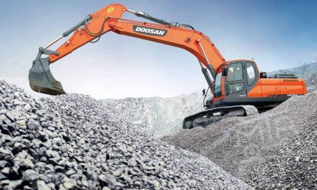 Аренда гусеничного экскаватора Doosan DX300 thumbnail 1