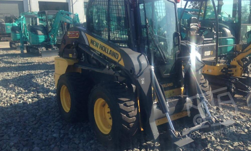 Аренда мини-погрузчика New Holland L220 thumbnail 2