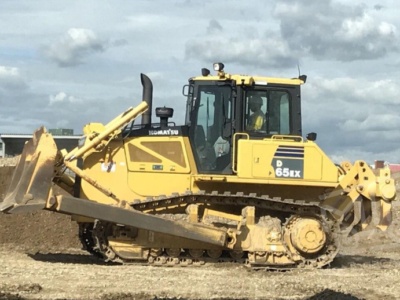 Аренда бульдозера Komatsu D65E-12