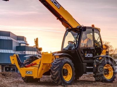 Аренда телескопического погрузчика JCB LOADALL 535-125