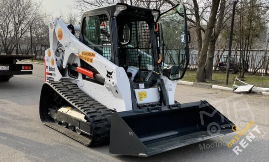 Холодная аренда гусеничного мини-погрузчика thumbnail 0