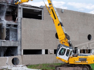 Аренда экскаватора-разрушителя LIEBHERR R 944 Demolition