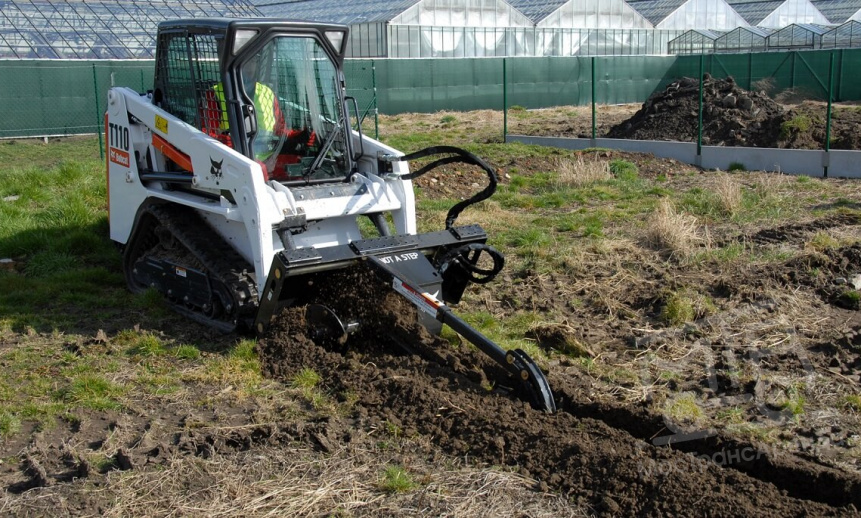 Аренда мини-погрузчика Bobcat Т110 thumbnail 2