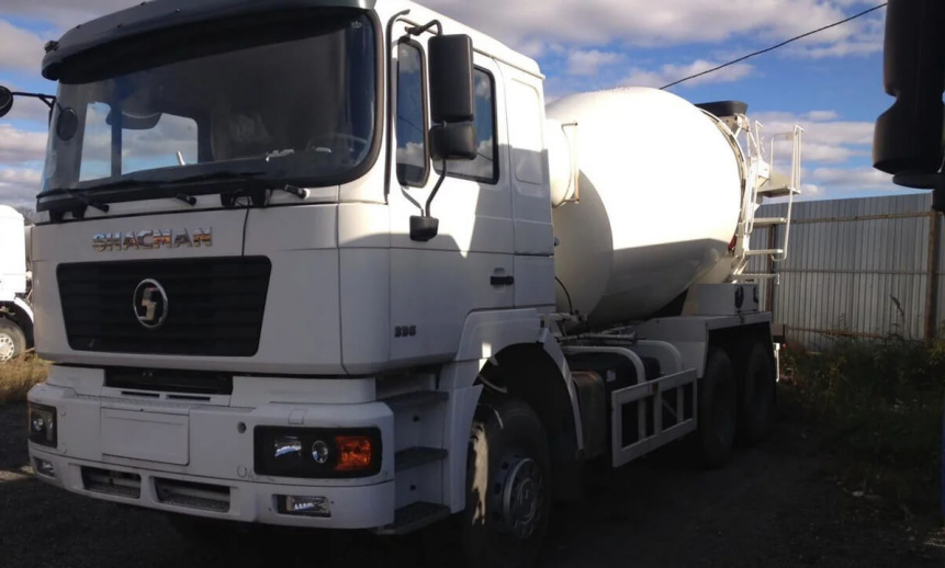 Аренда авто­бетоно­смесителя SHACMAN SX5256GJBDR384 thumbnail 1