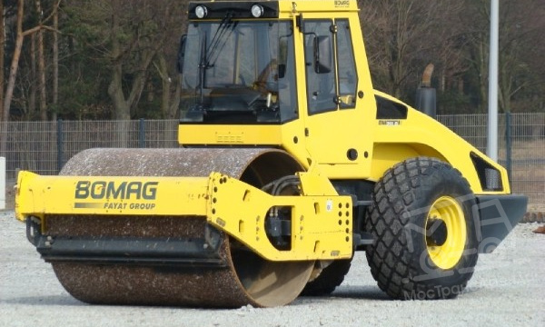 Аренда грунтового катка Bomag BW 211 - 11 тонн thumbnail 1