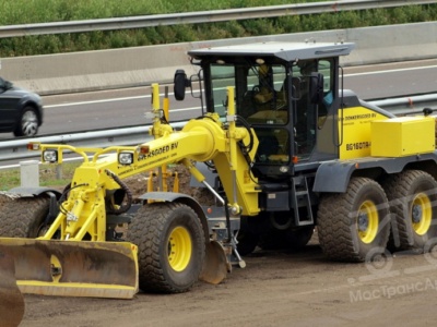 Аренда грейдера BOMAG BG 160 - 16 тонн
