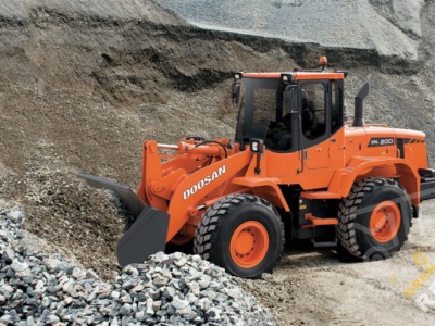 Аренда фронтального погрузчика Doosan DL200A