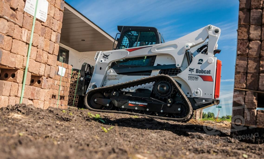 Аренда мини-погрузчика Bobcat Т870 thumbnail 0