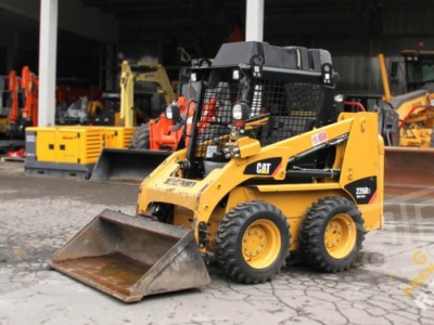 Аренда мини-погрузчика CAT 226B3