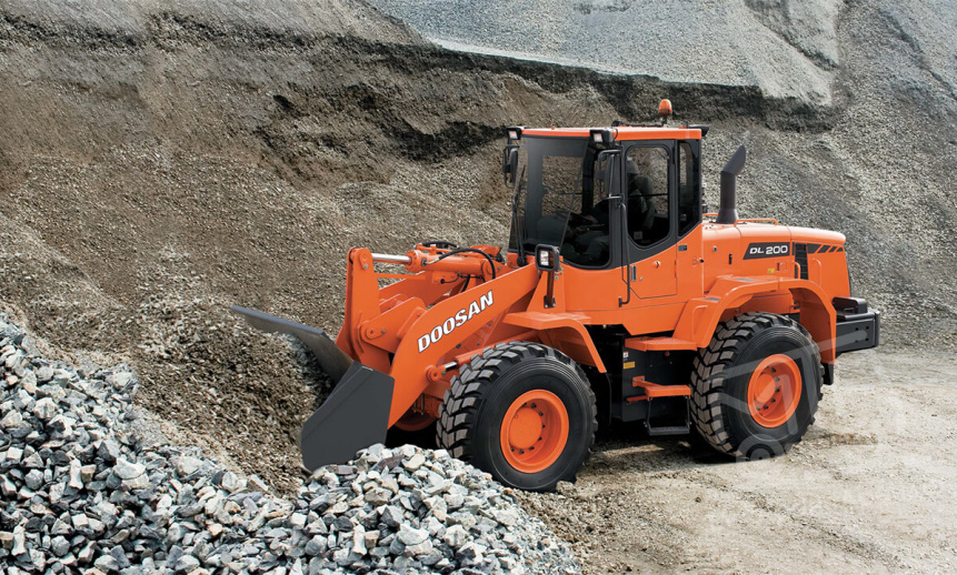 Аренда фронтального погрузчика Doosan DL200A thumbnail 0