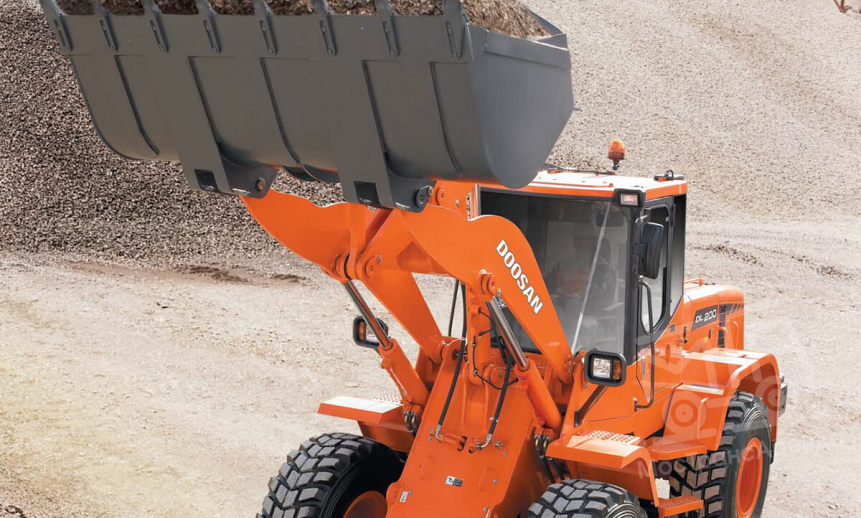 Аренда фронтального погрузчика Doosan DL200A thumbnail 3