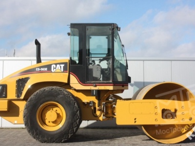 Аренда грунтового катка CAT SC 563 E - 12,1 тонн