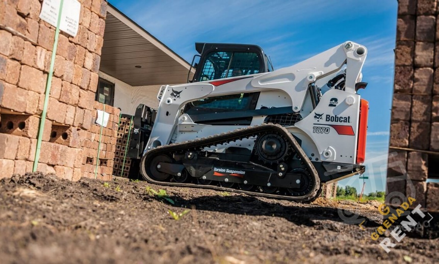 Аренда мини-погрузчика Bobcat Т870 thumbnail 0