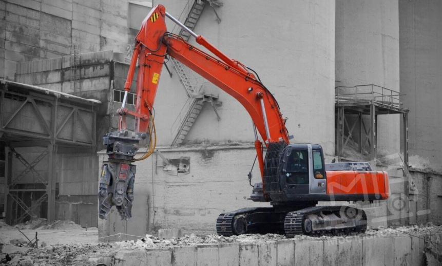 Аренда экскаватора UMG E400C с гидроножницами thumbnail 0