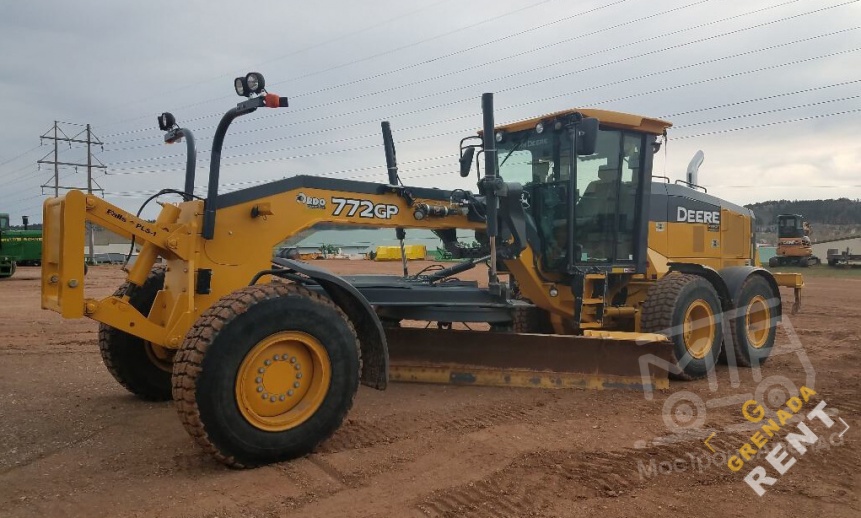 Аренда автогрейдера John Deere 772G - 19,5 тонны thumbnail 1