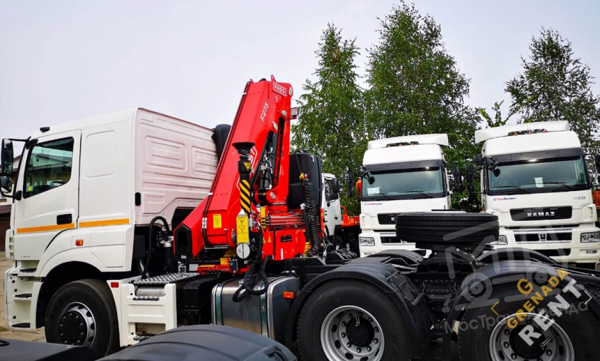 Аренда манипулятора Fassi, стрела 9 тонн, борт 11 тонн thumbnail 2