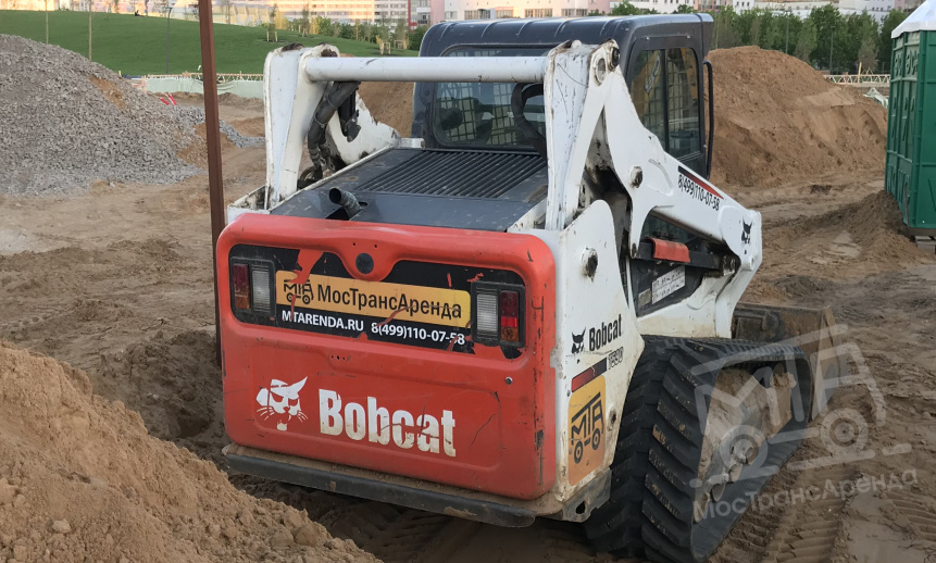 Аренда мини-погрузчика Bobcat Т590 болотный thumbnail 2