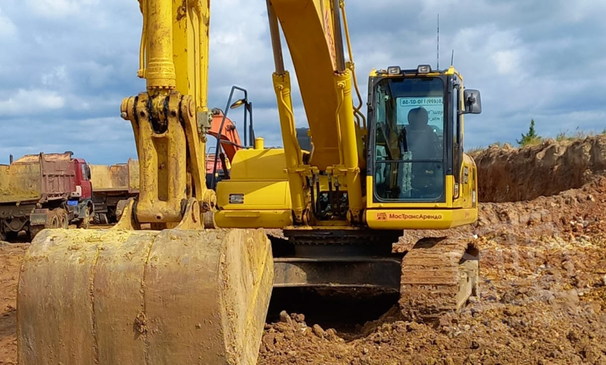 Гусеничный экскаватор Komatsu PC300 thumbnail 3