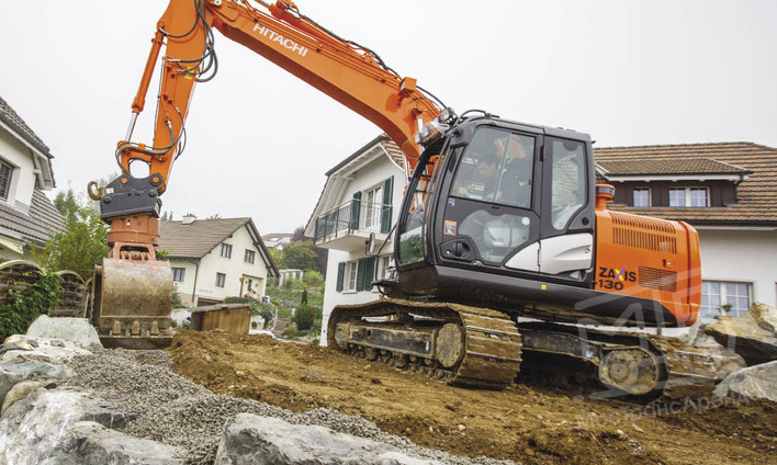 Аренда гусеничного экскаватора Hitachi ZX130-5G thumbnail 0