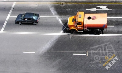 Аренда поливомоечной машины на базе ЗИЛ - 6 м3 thumbnail 1