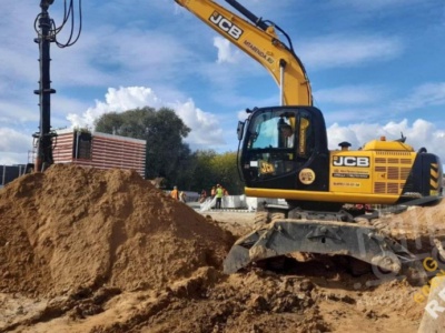 Аренда колесного экскаватора с грейфером 12 метров