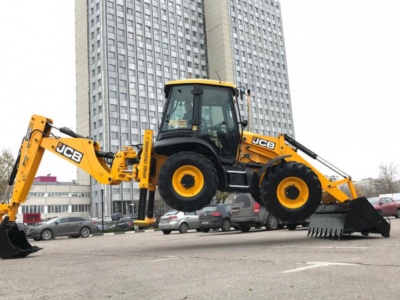 Аренда экскаватора-погрузчика JCB 3CX Super