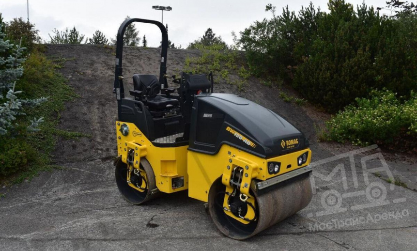 Аренда тротуарного катка Bomag BW 120-D5 - 2,7 тонны thumbnail 0