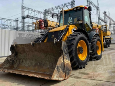 Аренда экскаватора-погрузчика JCB 4CX