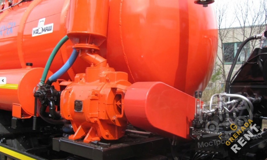 Аренда илососа КО-530-21 thumbnail 2