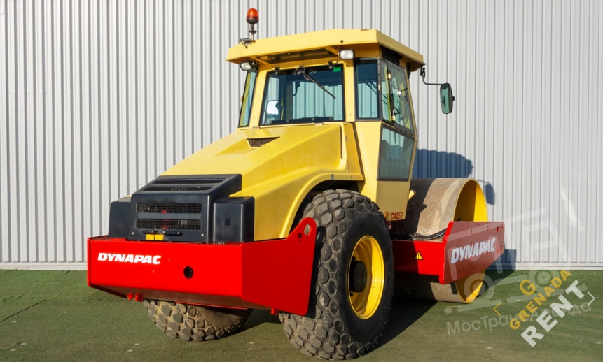Аренда грунтового катка Dynapac CA252 - 10,3 тонн thumbnail 0