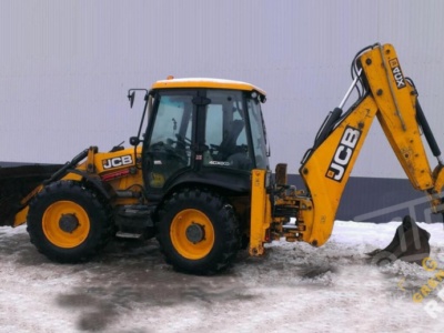 Аренда экскаватора-погрузчика с гидромолотом