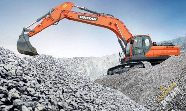 Аренда гусеничного экскаватора Doosan DX300 thumbnail 1