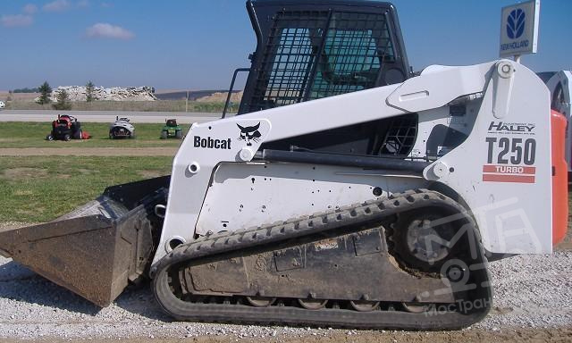 Аренда мини-погрузчика Bobcat T250 thumbnail 0