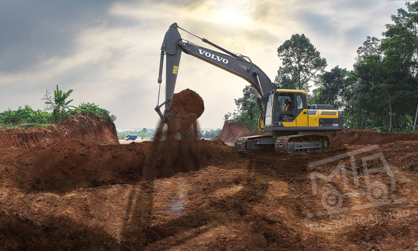 Аренда гусеничного экскаватора Volvo EC200D thumbnail 3