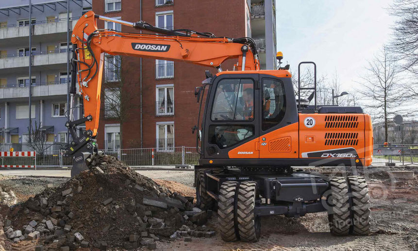 Аренда колесного экскаватора Doosan DX160W thumbnail 0