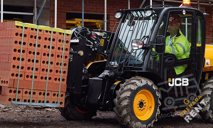 Аренда телескопического погрузчика JCB LOADALL 515-40 thumbnail 1