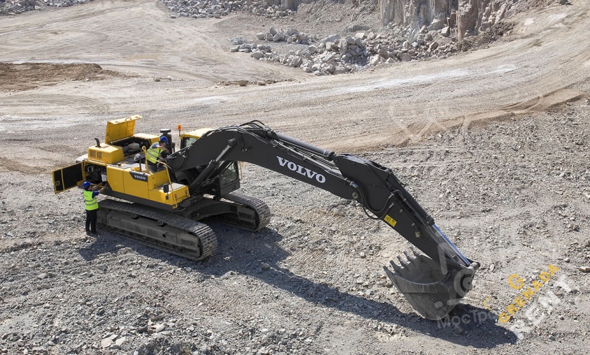 Аренда гусеничного экскаватора Volvo EC380D thumbnail 4